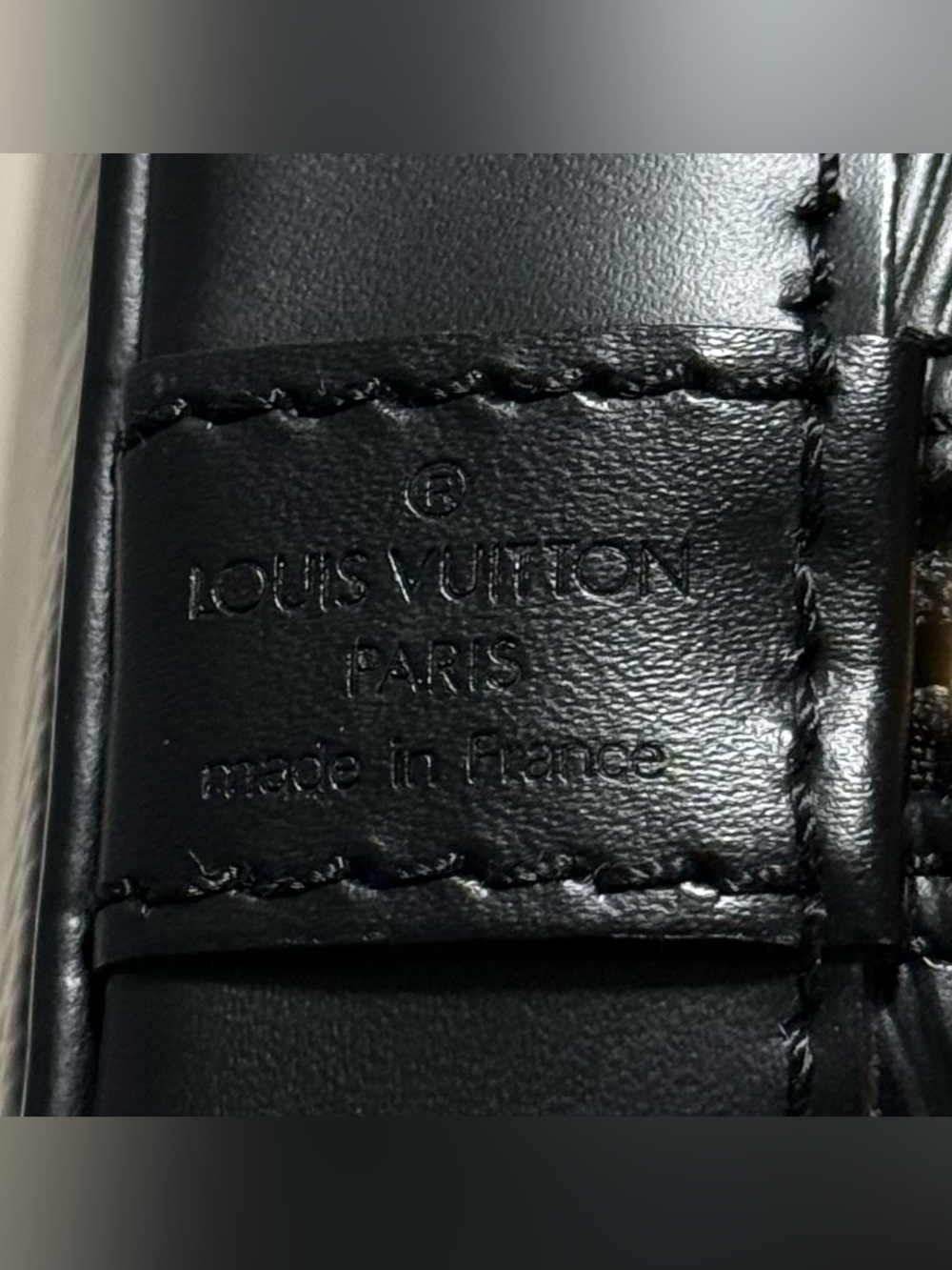 Louis Vuitton Alma PM Epi Textured Leather - Picture 11 of 16